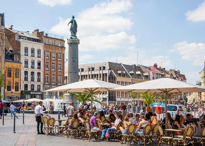 Centre - Superb Bright Parking *