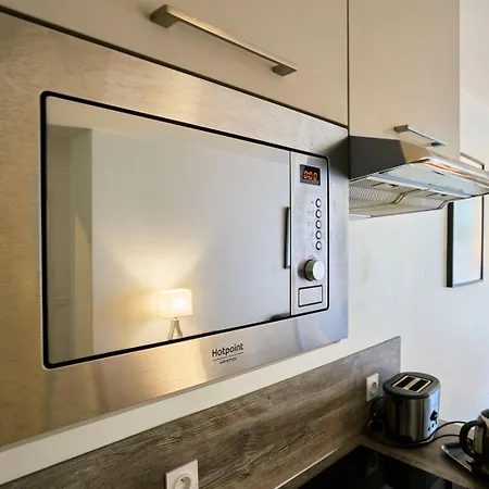 Apartment Centre - Superb Bright Parking *